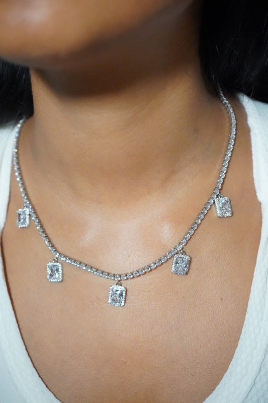 S09 SILVER NECKLACE